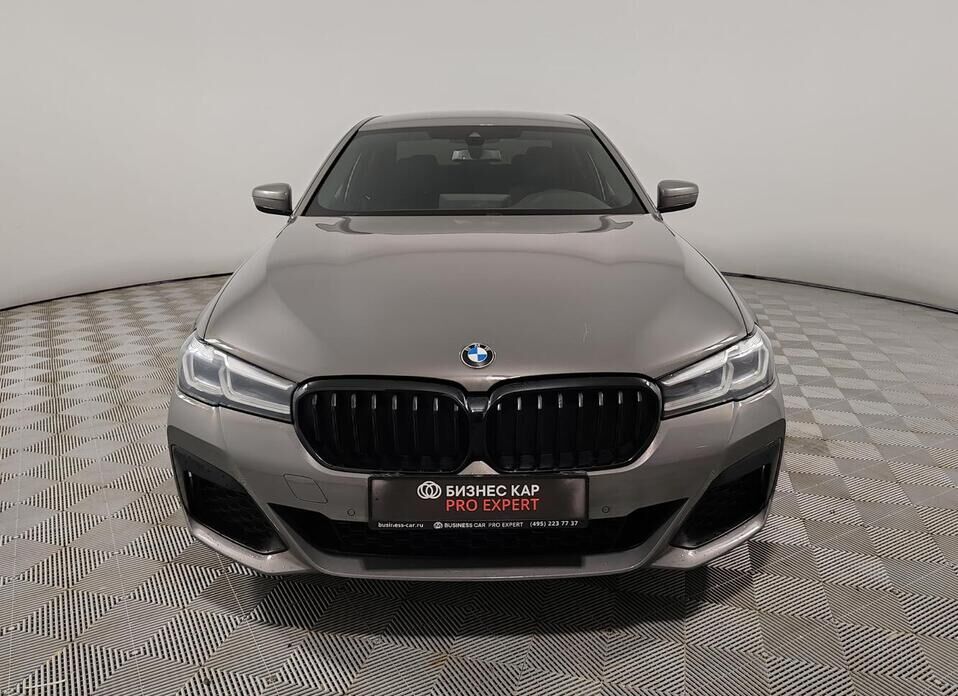 BMW 5 серии, VII (G30/G31) Рестайлинг 520d 2.0d AT (190 л.с.)