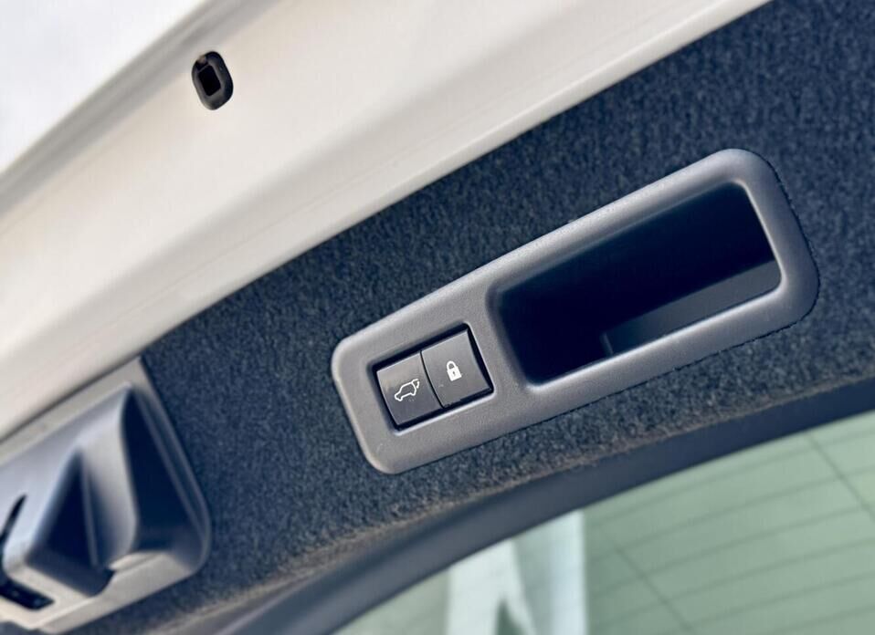 Lexus RX, IV Рестайлинг 300 2.0 AT (238 л.с.) 4WD