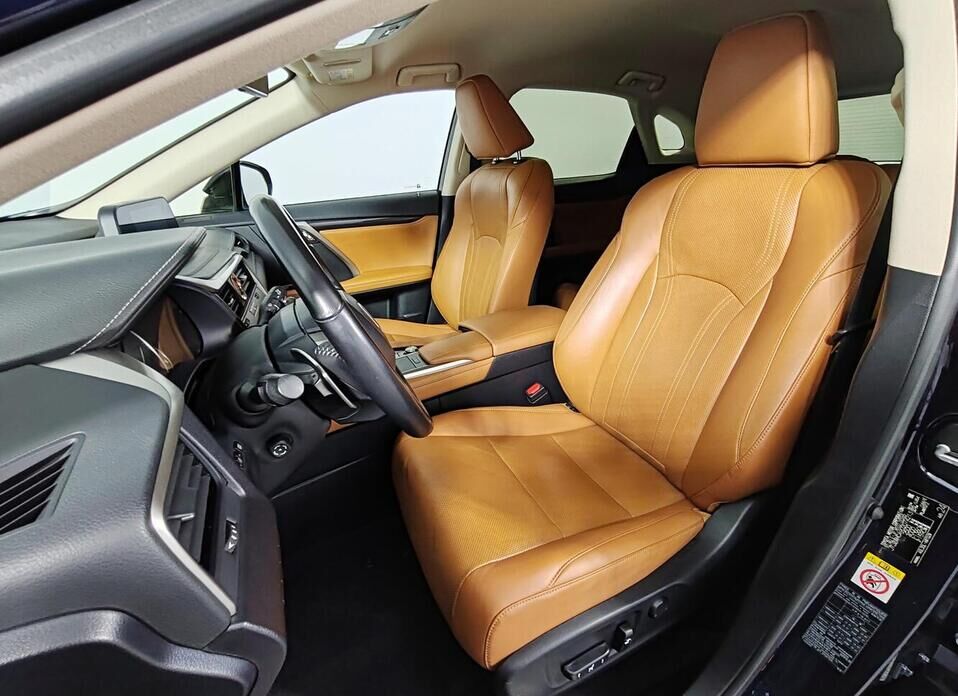 Lexus RX, IV Рестайлинг 300 2.0 AT (238 л.с.)