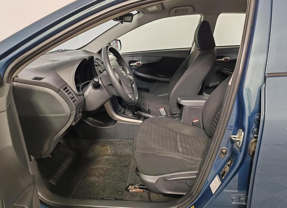 Toyota Corolla, X (E140, E150) 1.6 MT (124 л.с.)