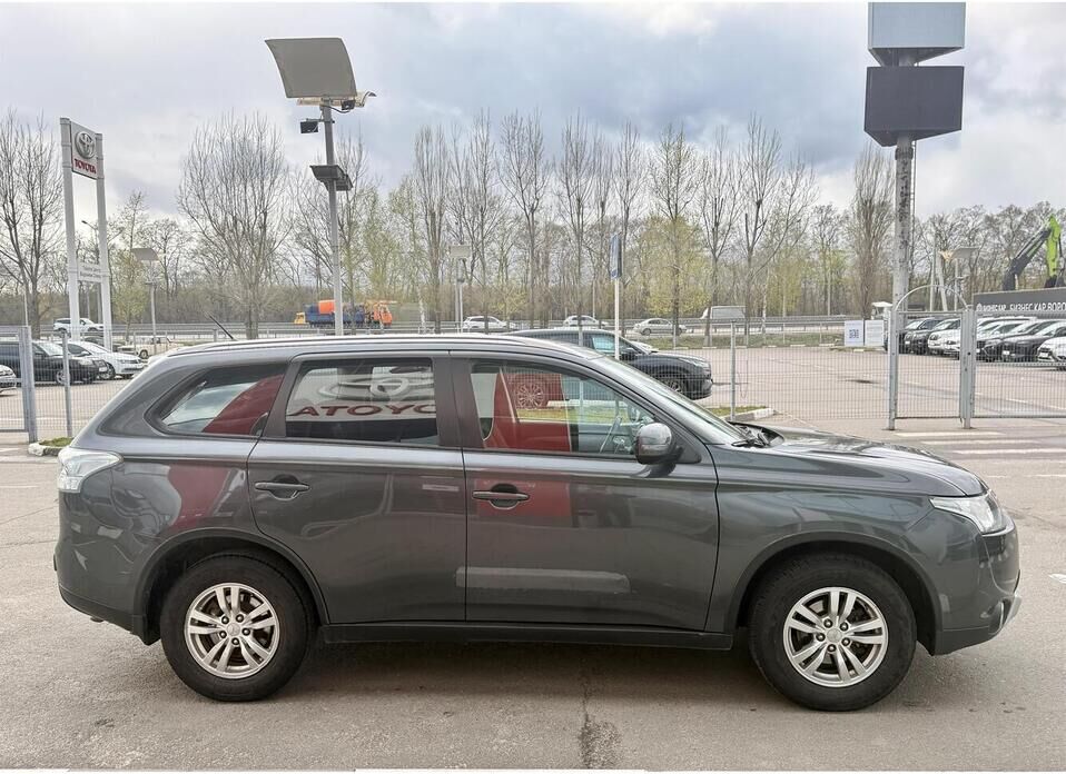 Mitsubishi Outlander, III Рестайлинг 2.0 CVT (146 л.с.) 4WD