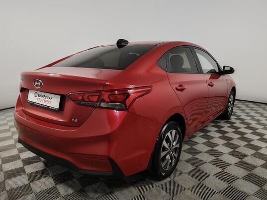 Hyundai Solaris, 2018 г., 61 658 км