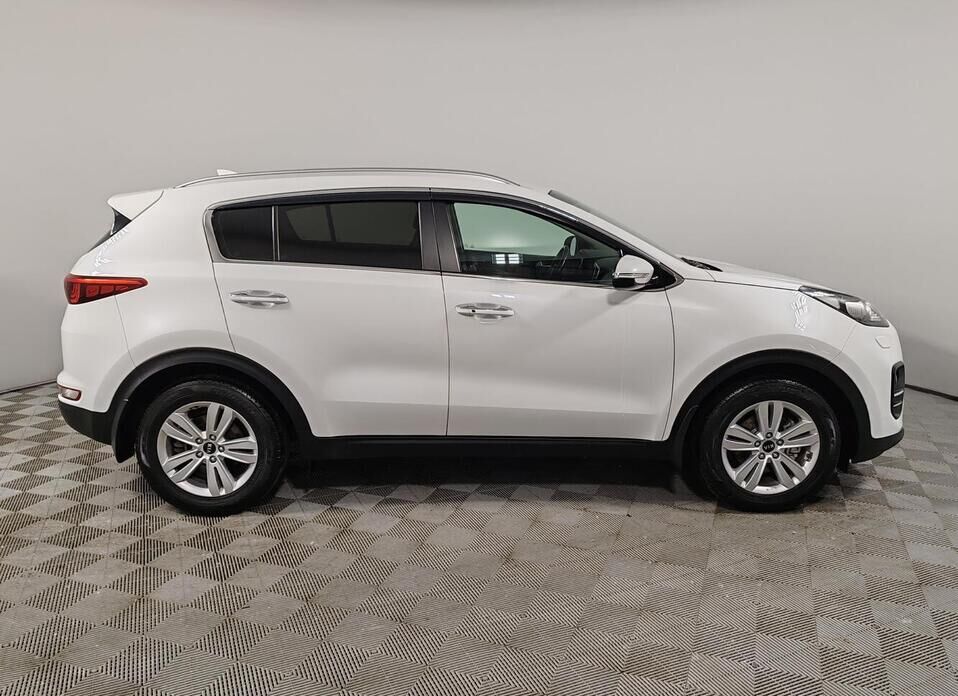 Kia Sportage, IV Рестайлинг 2.0 AT (150 л.с.)