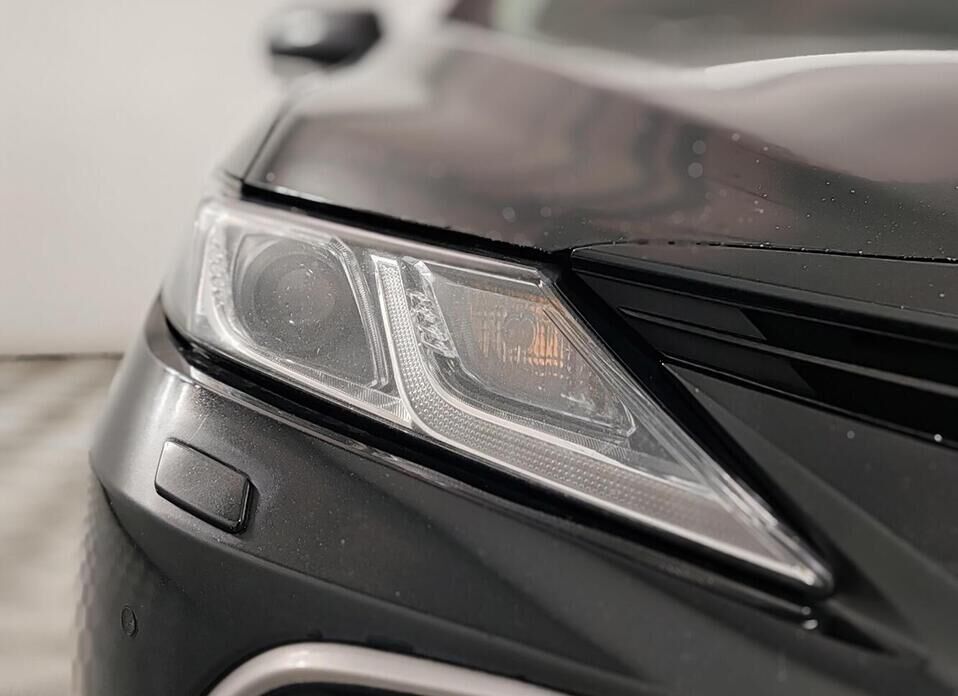 Toyota Camry, VIII (XV70) Рестайлинг 2.5 AT (200 л.с.)