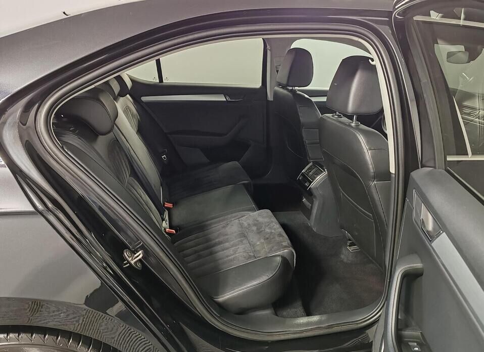 Skoda Superb, III 1.8 AMT (180 л.с.)