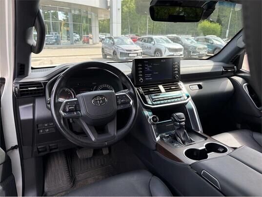 Toyota Land Cruiser, 2022&nbsp;г., 59&nbsp;740&nbsp;км