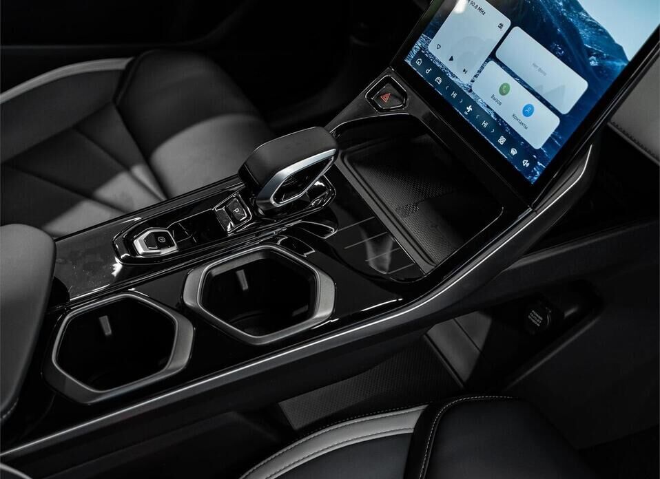 Geely Atlas, II 1.5 AMT (147 л.с.)