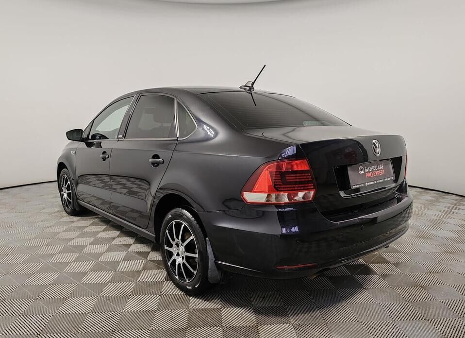 Volkswagen Polo, V Рестайлинг 1.6 AT (110 л.с.)