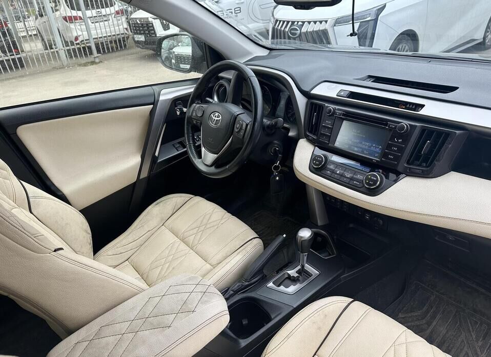 Toyota RAV4, IV (CA40) Рестайлинг 2.0 CVT (146 л.с.)