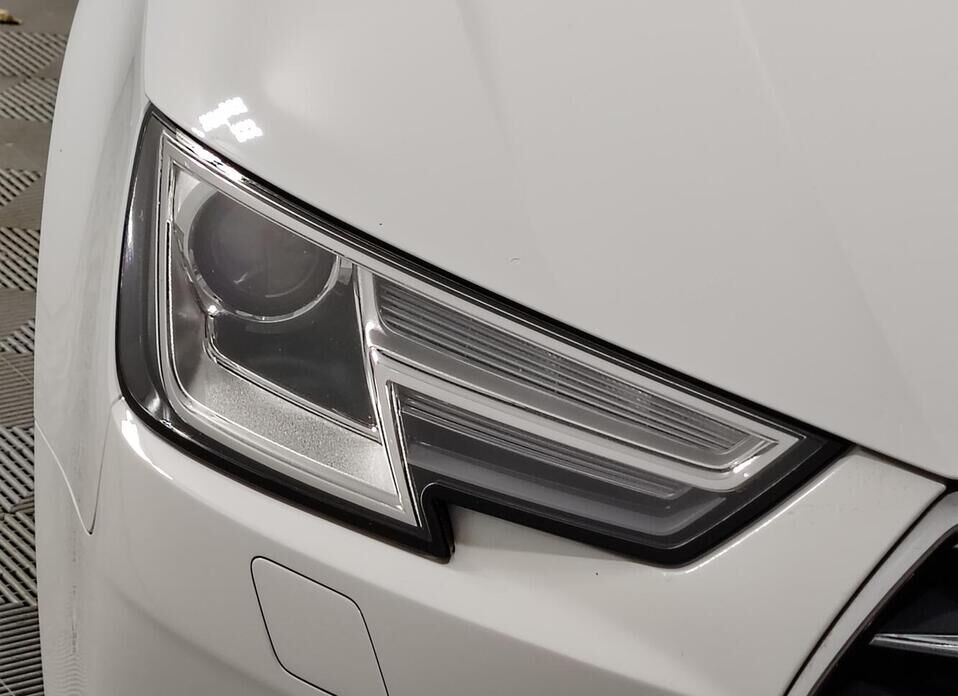 Audi A4, V (B9) 1.4 AMT (150 л.с.)