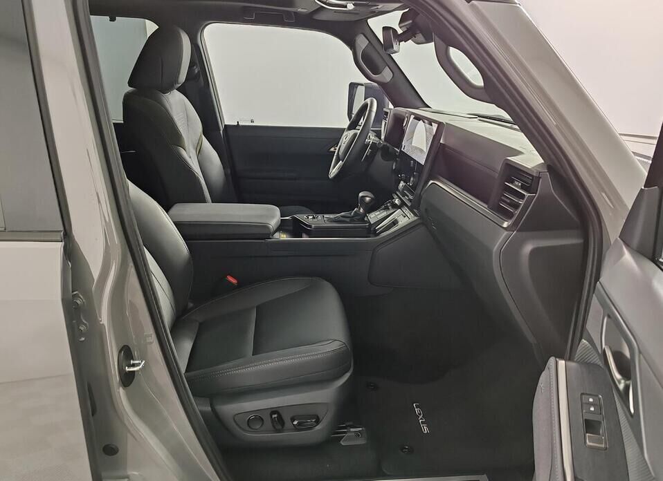 Lexus GX, III 550 3.4 AT (354 л.с.) 4WD