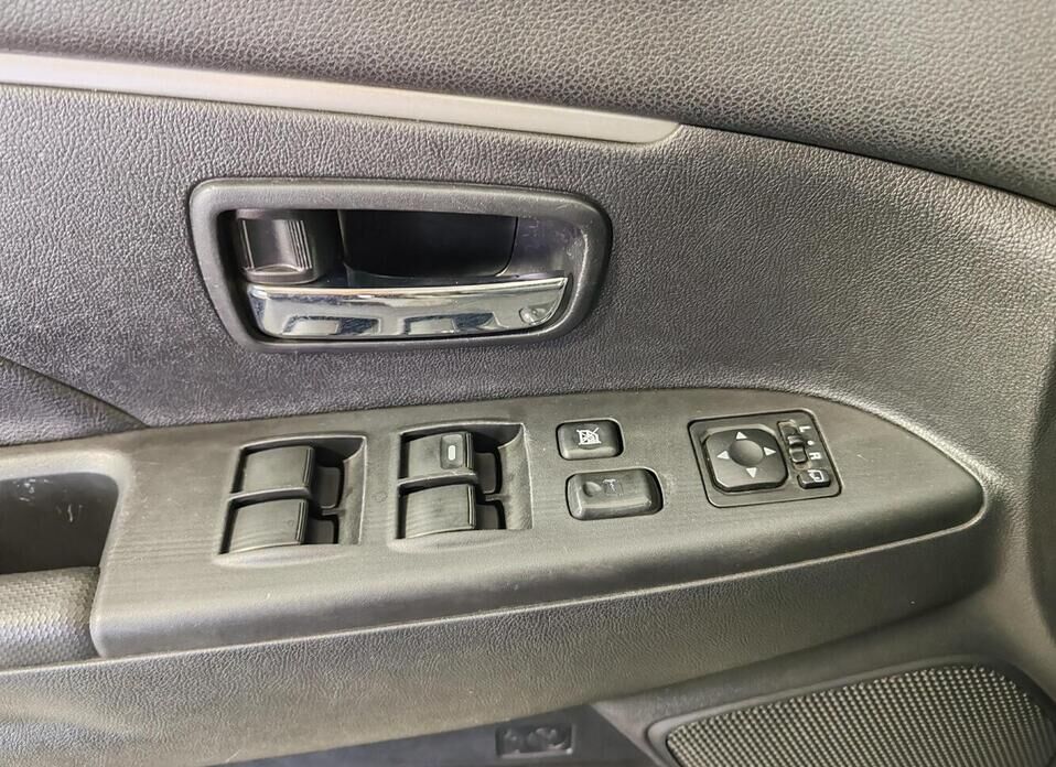 Mitsubishi ASX, I 1.8 CVT (140 л.с.)