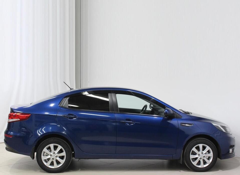 Kia Rio, III Рестайлинг 1.6 MT (123 л.с.)
