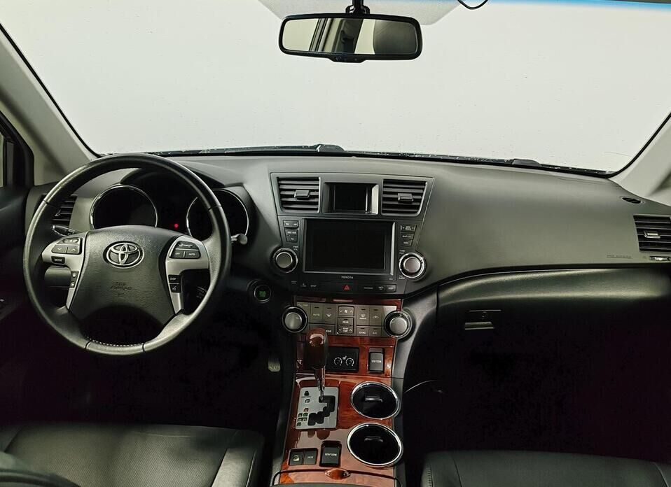 Toyota Highlander, II (XU40) Рестайлинг 3.5 AT (273 л.с.) 4WD