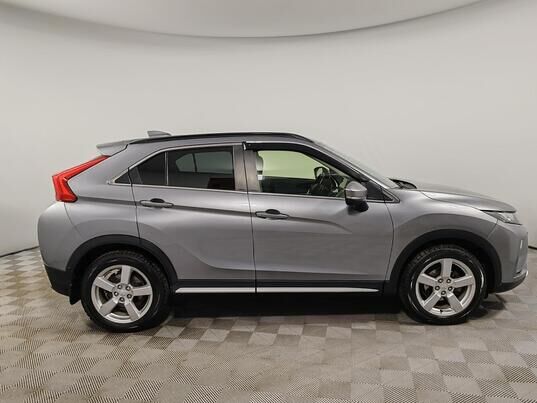 Mitsubishi Eclipse Cross, 2018&nbsp;г., 219&nbsp;101&nbsp;км