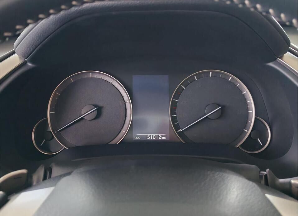 Lexus RX, IV Рестайлинг 300 2.0 AT (238 л.с.) 4WD
