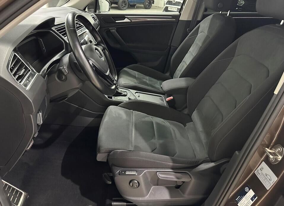 Volkswagen Tiguan, II 2.0d AMT (150 л.с.) 4WD