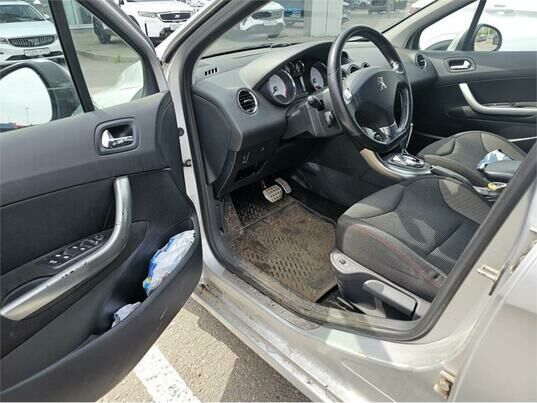 Peugeot 308, 2011 г., 123 976 км