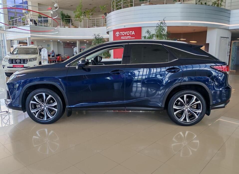 Lexus RX, IV Рестайлинг 300 2.0 AT (238 л.с.) 4WD