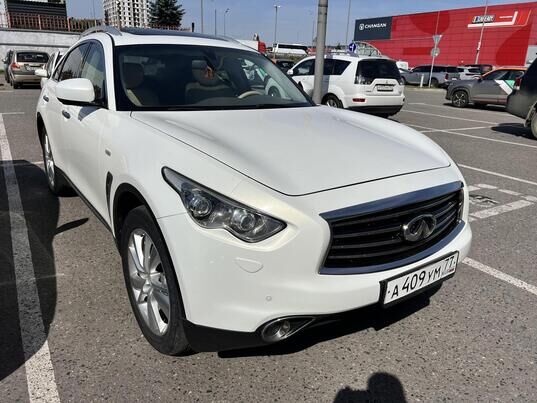 Infiniti FX, 2012 г., 147 900 км