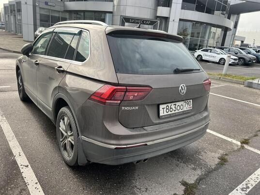 Volkswagen Tiguan, II, 2018 г., 130 375 км