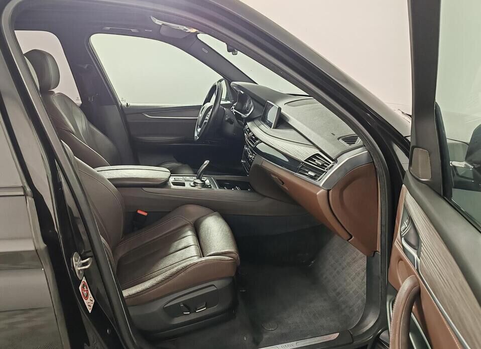 BMW X5, III (F15) 35i 3.0 AT (306 л.с.) 4WD