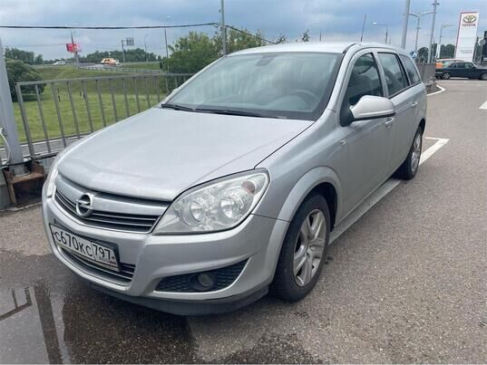 Opel Astra, 2010 г., 111 743 км