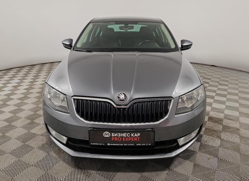 Skoda Octavia, III (A7) 1.6 MT (110 л.с.)