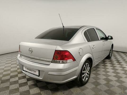 Opel Astra, 2012 г., 114 632 км