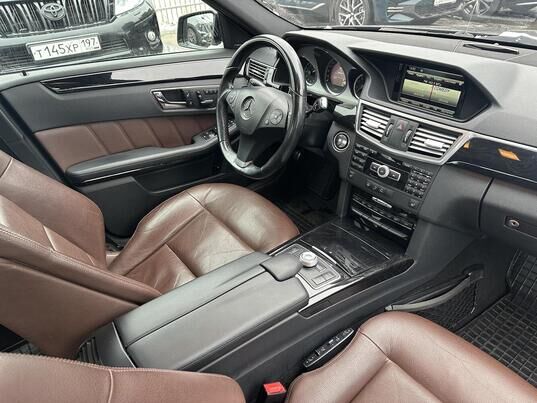 Mercedes-Benz E-Класс, 2010 г., 205 077 км