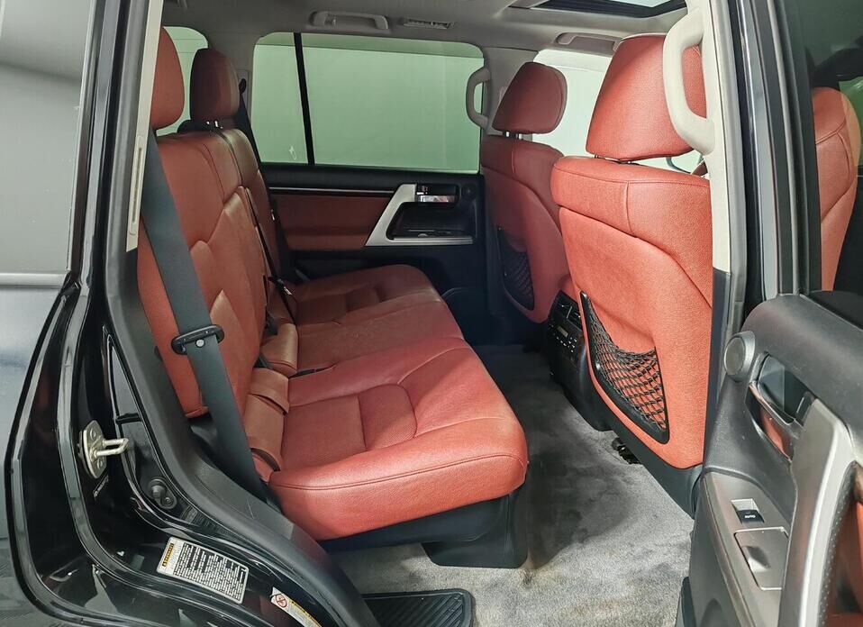 Toyota Land Cruiser, 200 Series Рестайлинг 1 4.5d AT (235 л.с.) 4WD