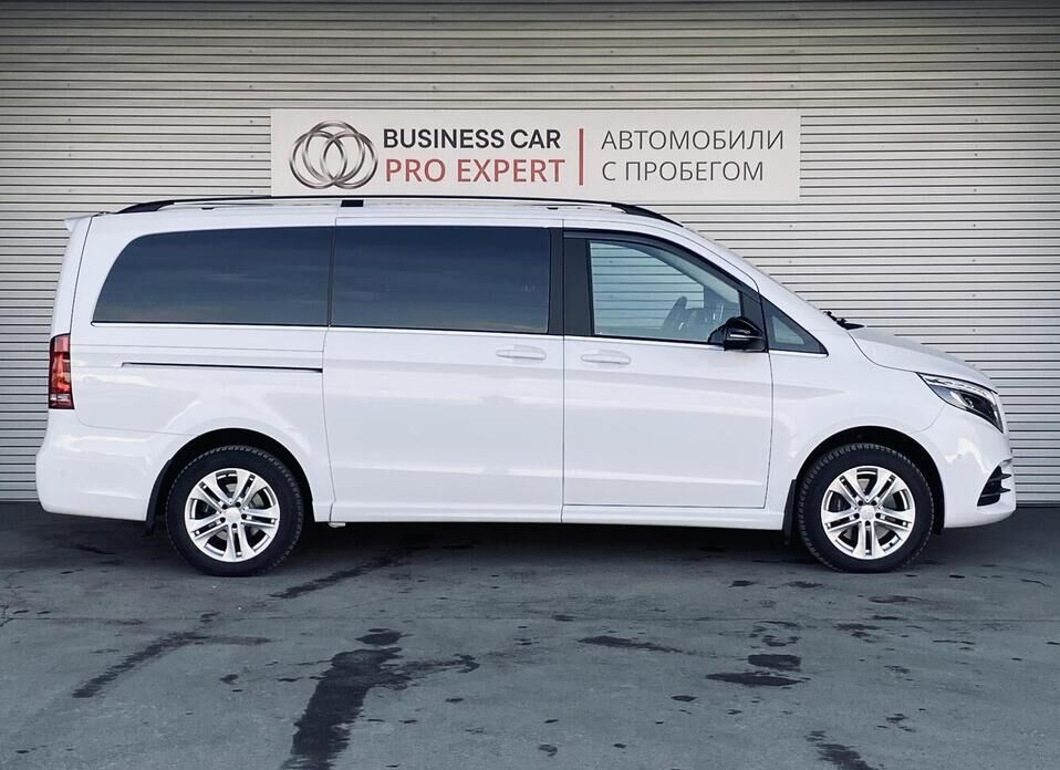 Mercedes-Benz V-Класс, III (W447) Рестайлинг 300 d длинный 2.0d AT (239 л.с.) 4WD