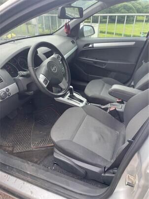 Opel Astra, 2010 г., 111 743 км