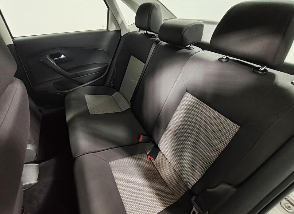 Volkswagen Polo, V 1.6 MT (105 л.с.)