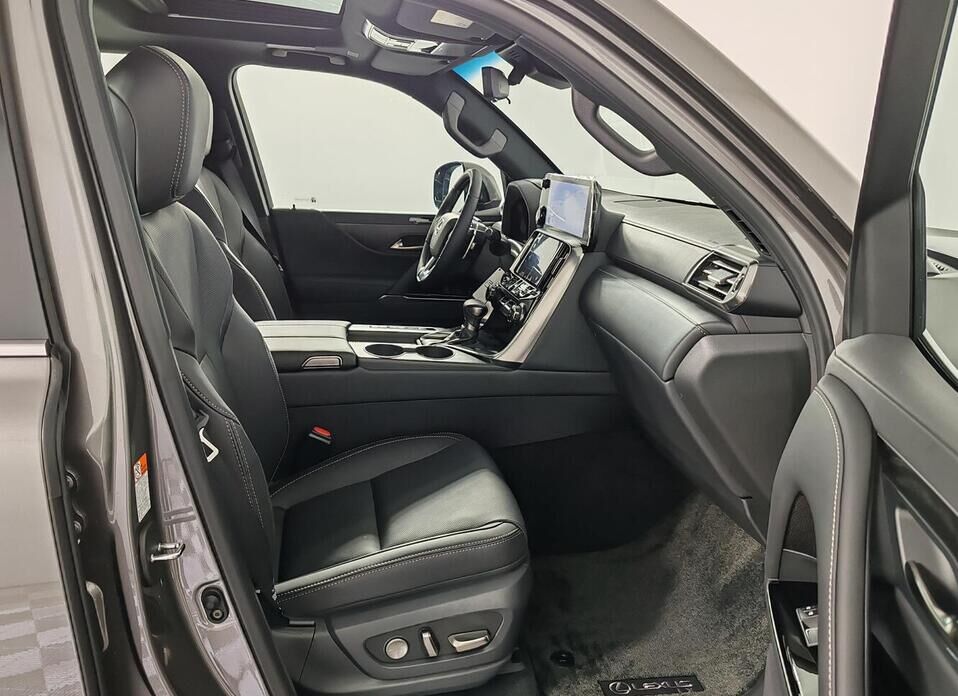 Lexus LX, IV 500d 3.4d AT (299 л.с.) 4WD