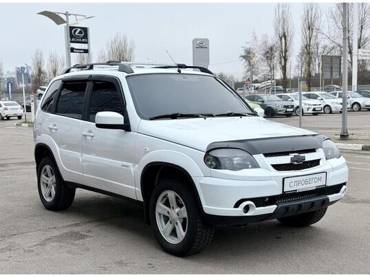 Chevrolet Niva, 2018&nbsp;г., 136&nbsp;336&nbsp;км