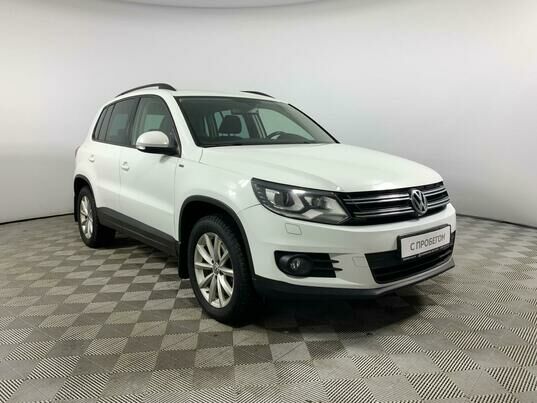 Volkswagen Tiguan, 2016 г., 117 001 км