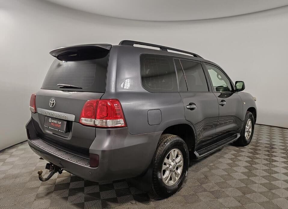 Toyota Land Cruiser, 200 Series 4.7 AT (288 л.с.) 4WD