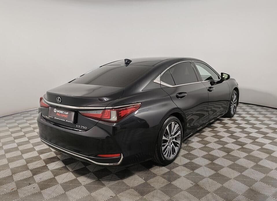 Lexus ES, VII 250 2.5 AT (200 л.с.)