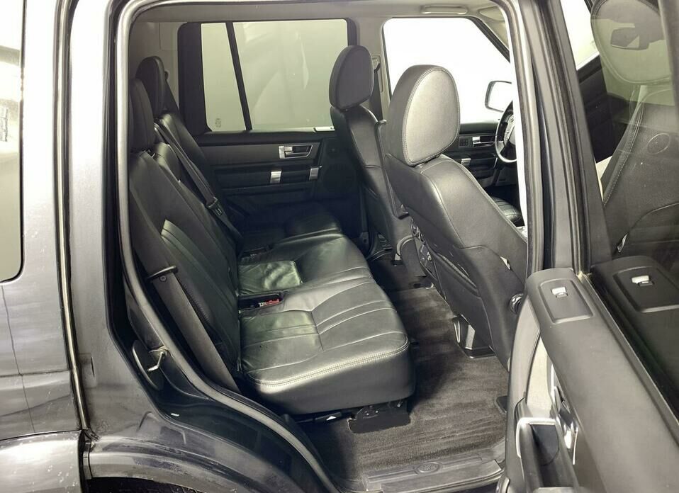 Land Rover Discovery 3.0d AT (245 л.с.) 4WD