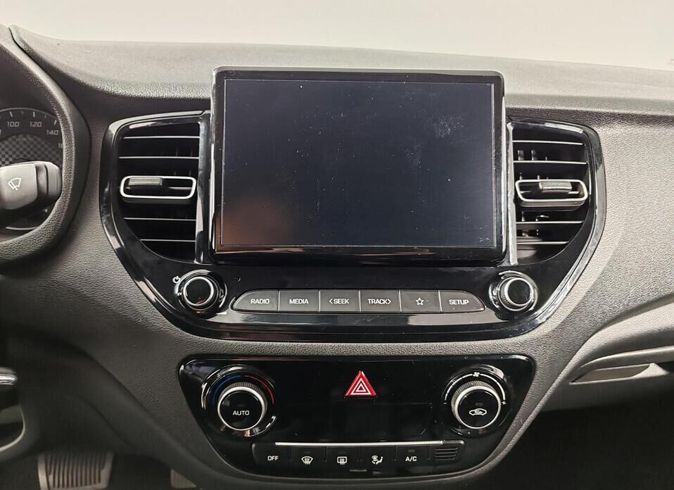 Hyundai Solaris 1.6 AT (123 л.с.)