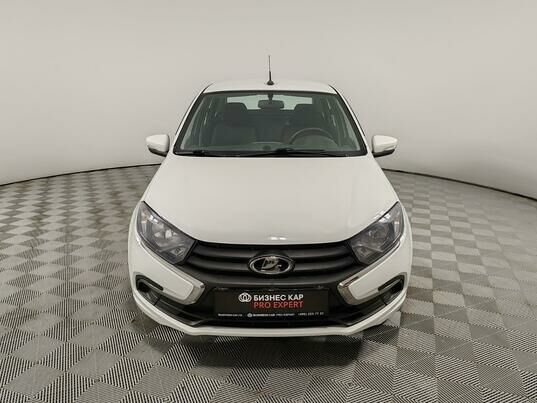 LADA (ВАЗ) Granta, 2021 г., 70 336 км