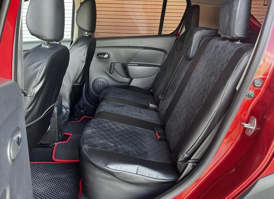Renault Sandero, II Рестайлинг Stepway 1.6 MT (113 л.с.)