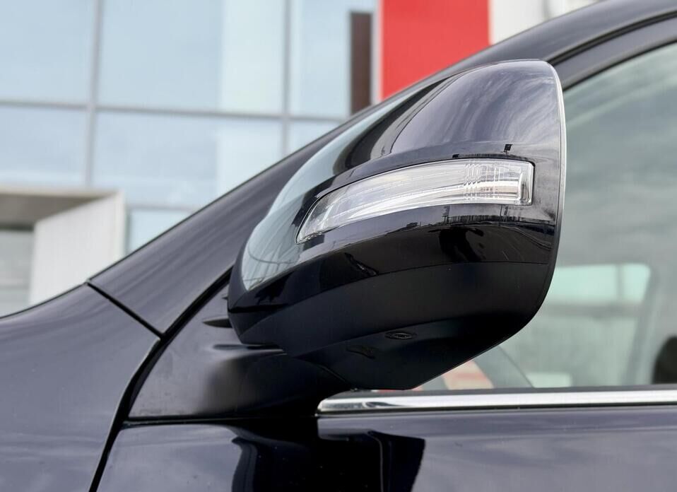 Toyota Land Cruiser Prado, 150 Series Рестайлинг 2 2.8d AT (177 л.с.) 4WD