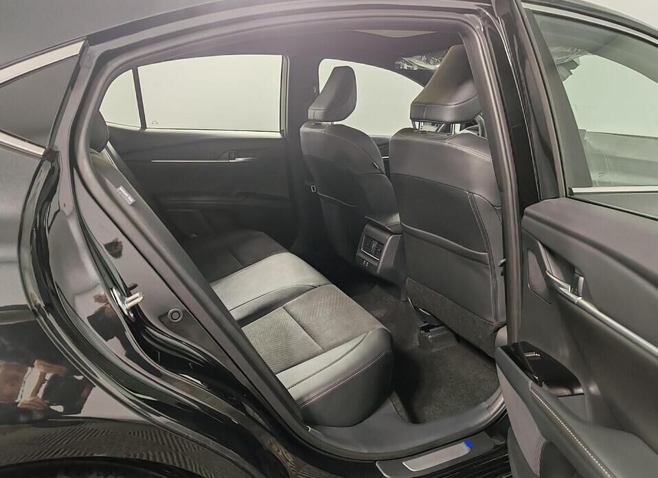 Toyota Camry, IX (XV80) China Market 2.0 CVT (173 л.с.)