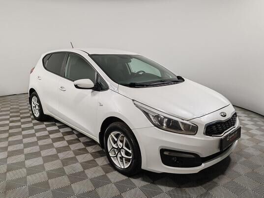 Kia Ceed, 2016 г., 110 941 км