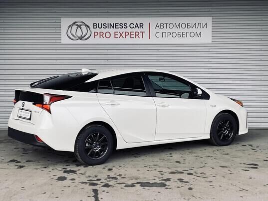 Toyota Prius, 2019&nbsp;г., 68&nbsp;974&nbsp;км