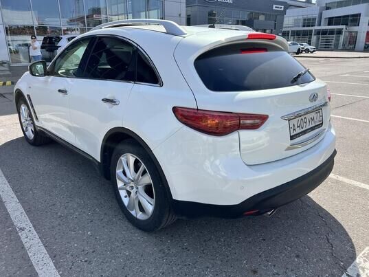 Infiniti FX, 2012 г., 147 900 км