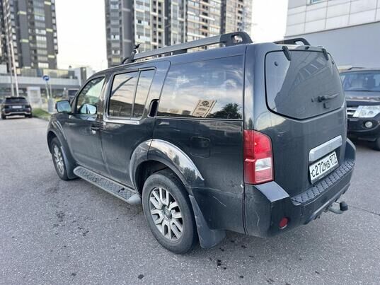 Nissan Pathfinder, 2010 г., 305 904 км