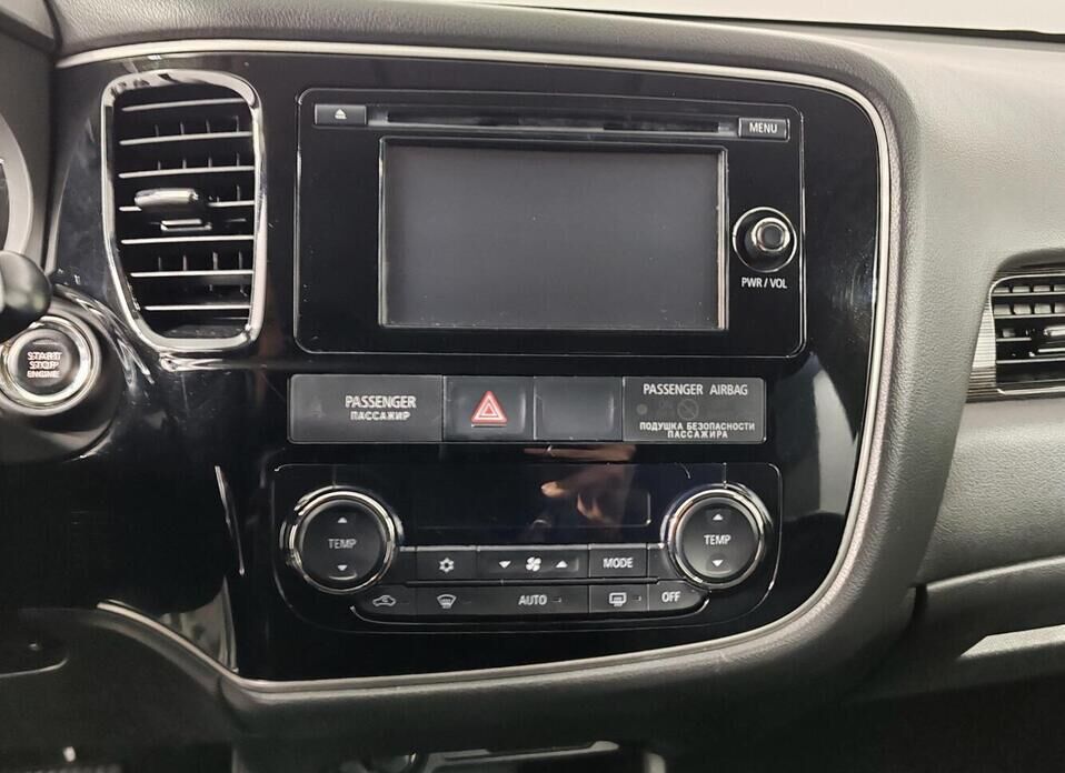 Mitsubishi Outlander, III Рестайлинг 2 2.0 CVT (146 л.с.) 4WD